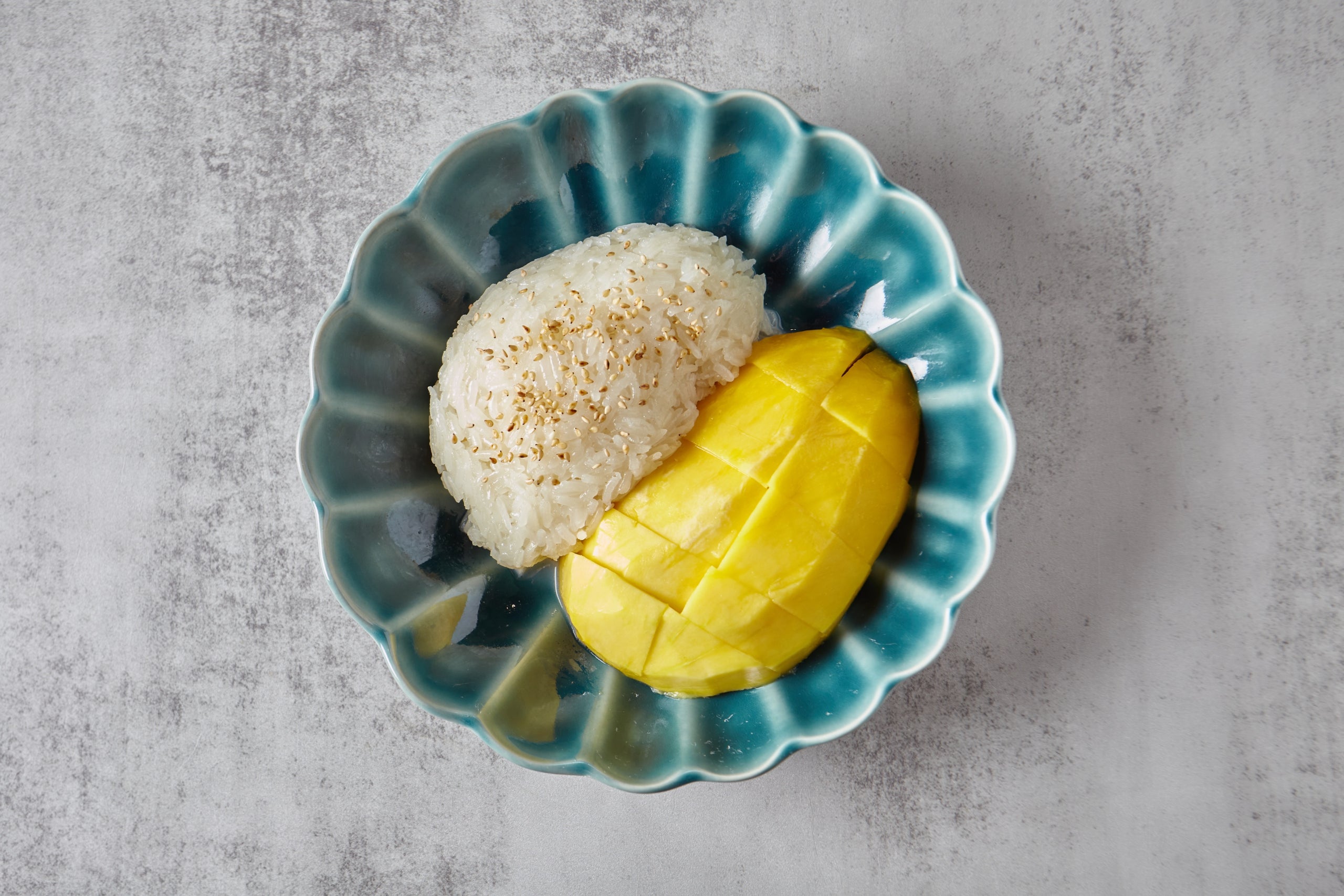ds1-mango-sticky-rice-jaranin-thai-eatery